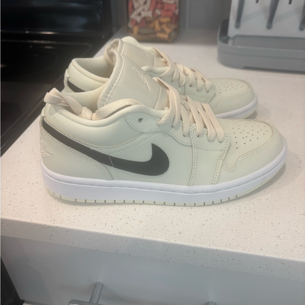 Nike Cream and Black Sneakers Minimalist Design